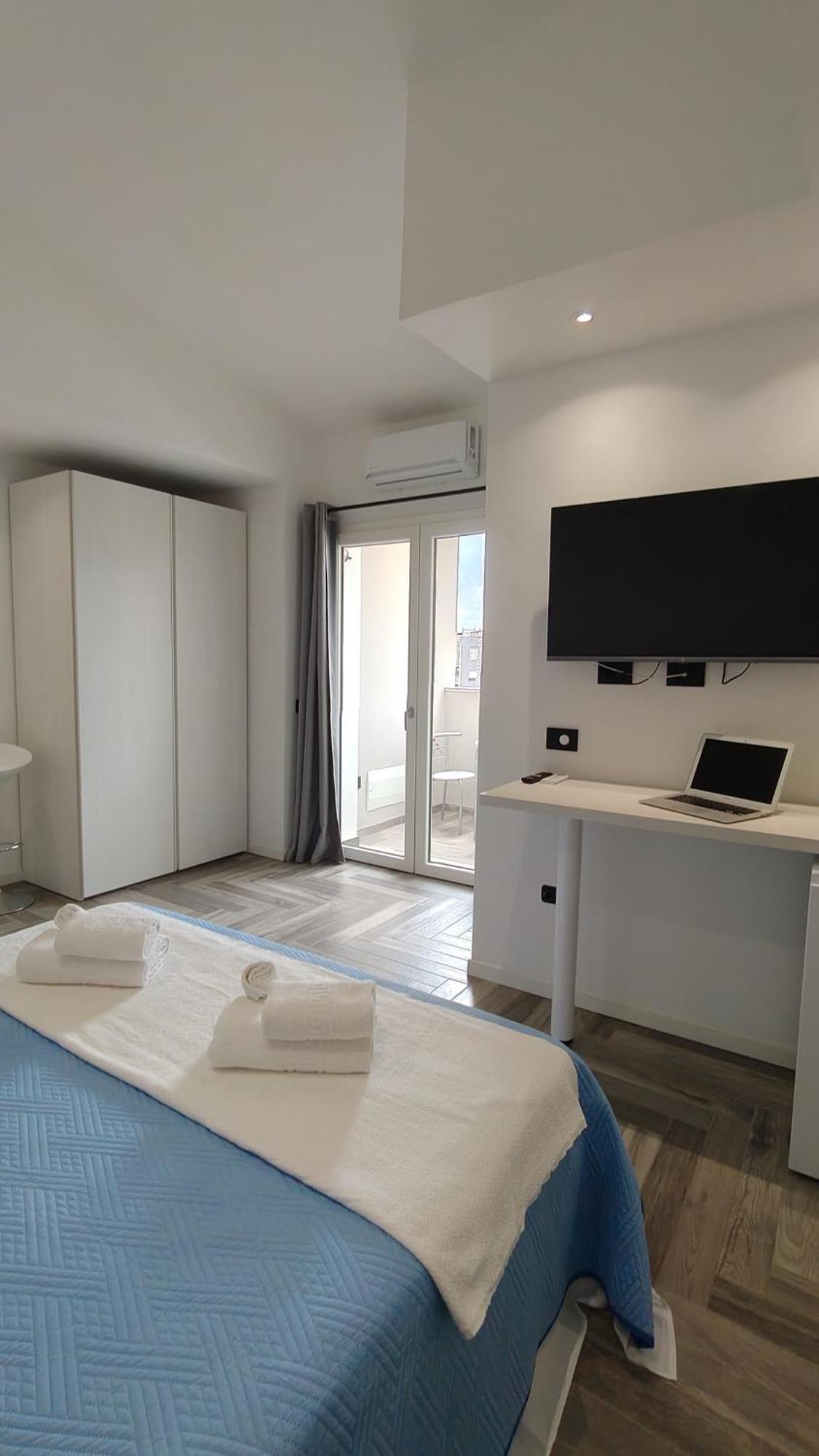 Stanza Idromassaggio 2 Hotel Quartu Sant'Elena Eksteriør billede